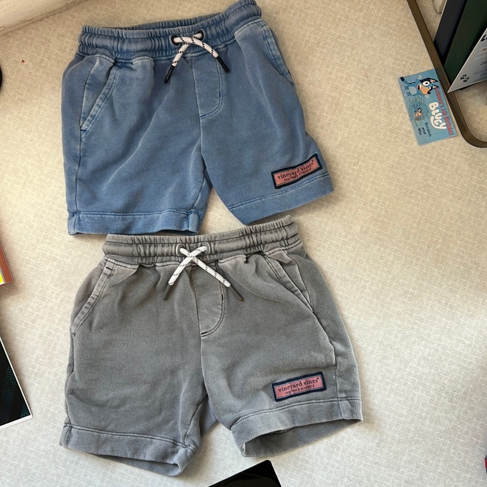 Vineyard Vines sweat shorts